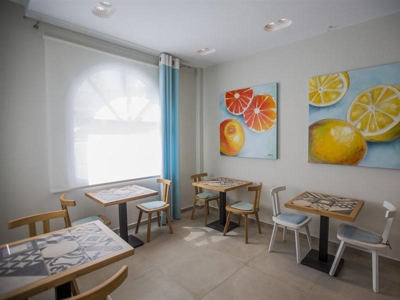Aparthotel Preka Maria à Kamári Extérieur photo