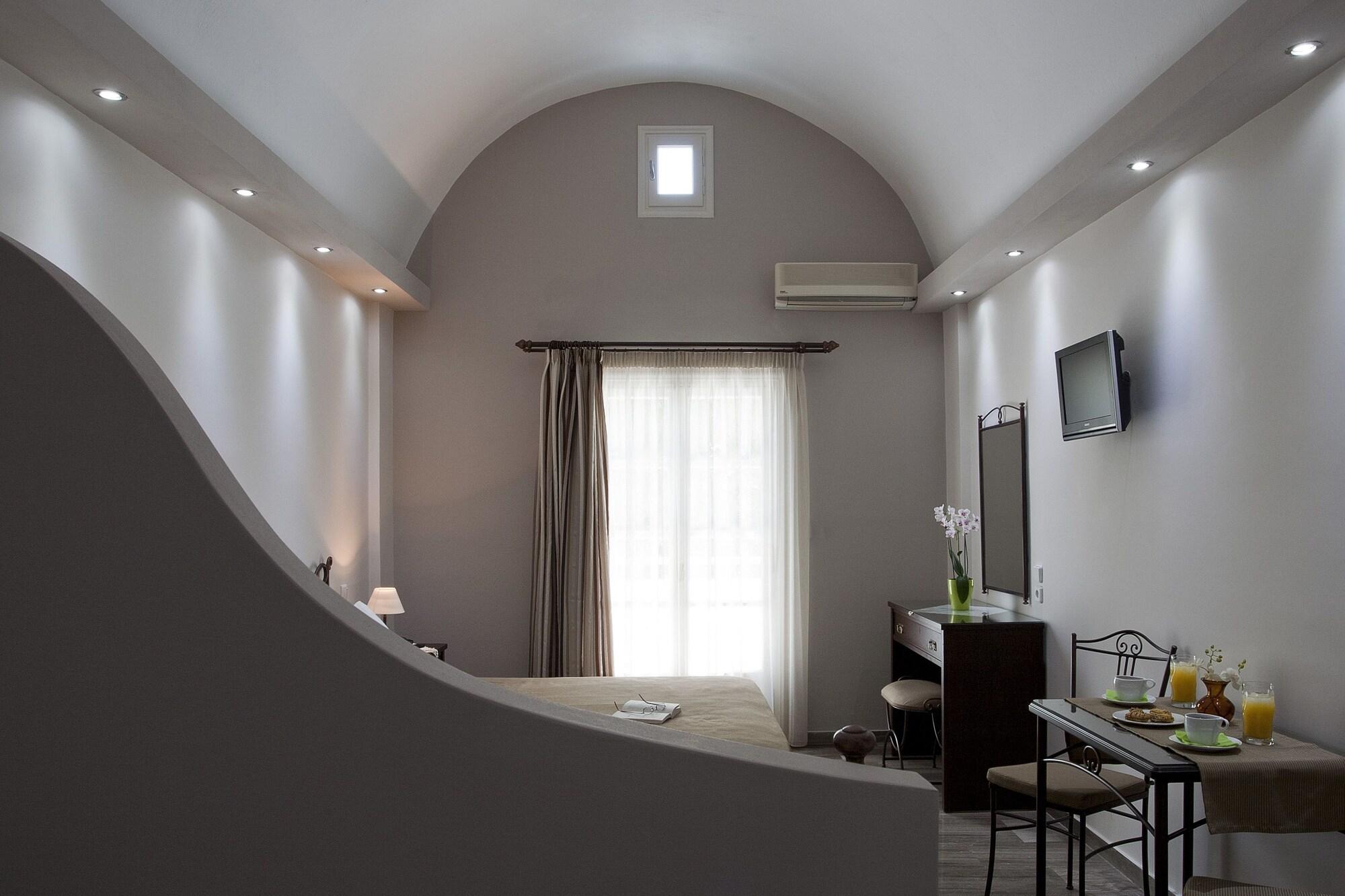 Aparthotel Preka Maria à Kamári Extérieur photo