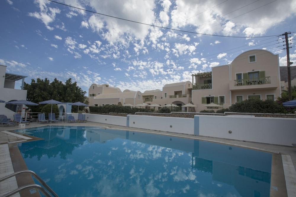 Aparthotel Preka Maria à Kamári Extérieur photo