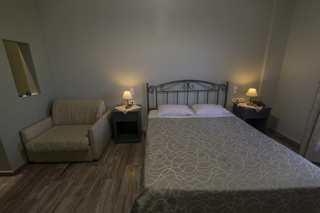 Aparthotel Preka Maria à Kamári Extérieur photo