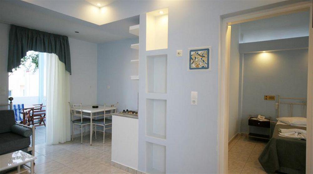 Aparthotel Preka Maria à Kamári Extérieur photo